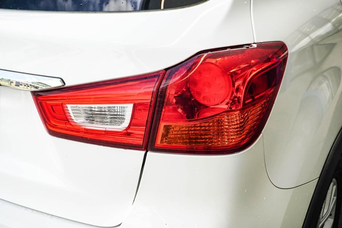 2018 Mitsubishi ASX ES ADAS