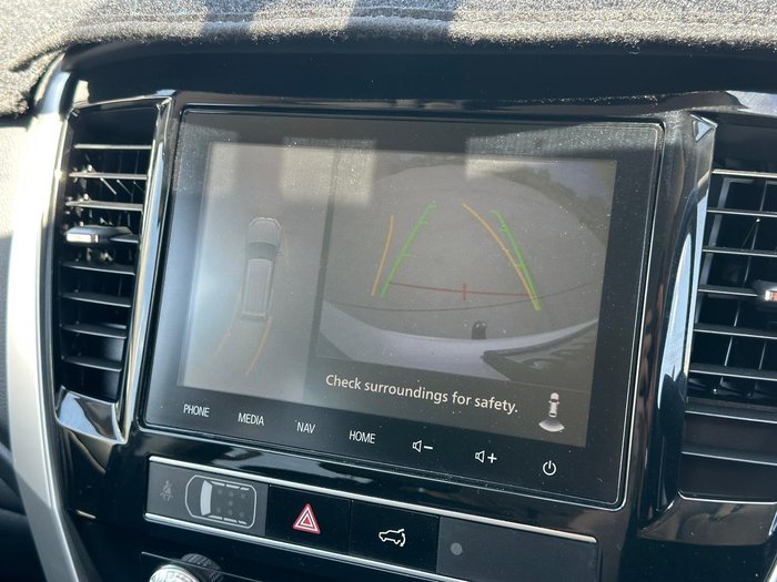 2022 Mitsubishi Pajero Sport Exceed