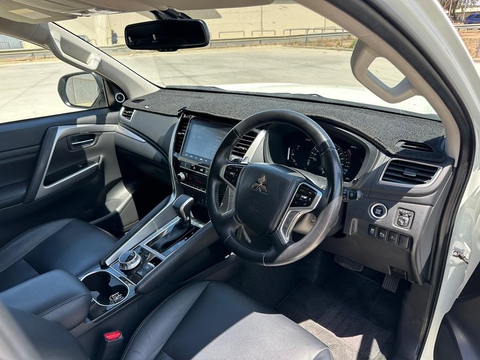 2022 Mitsubishi Pajero Sport Exceed