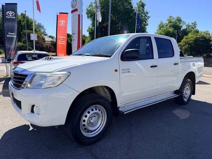 2015 Toyota Hilux SR