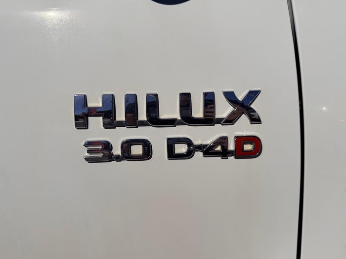 2015 Toyota Hilux SR