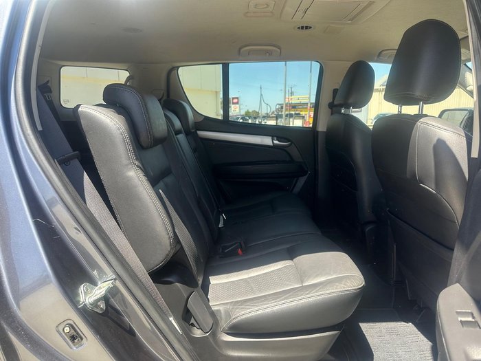 2016 Isuzu MU-X LS-T