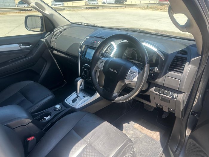 2016 Isuzu MU-X LS-T