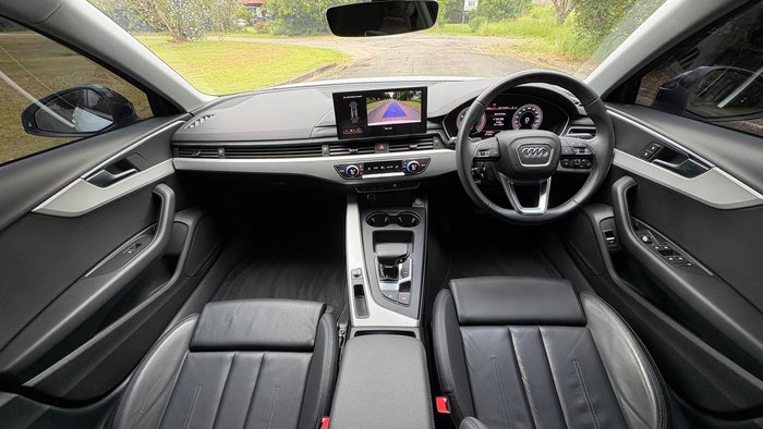 2023 Audi A4 35 TFSI S line