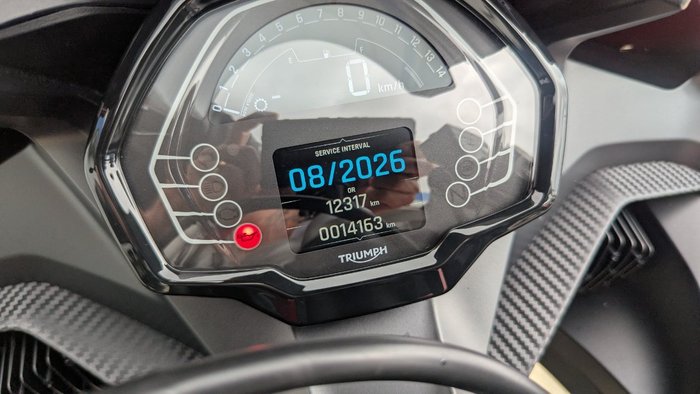 2025 Triumph DAYTONA 660 Red