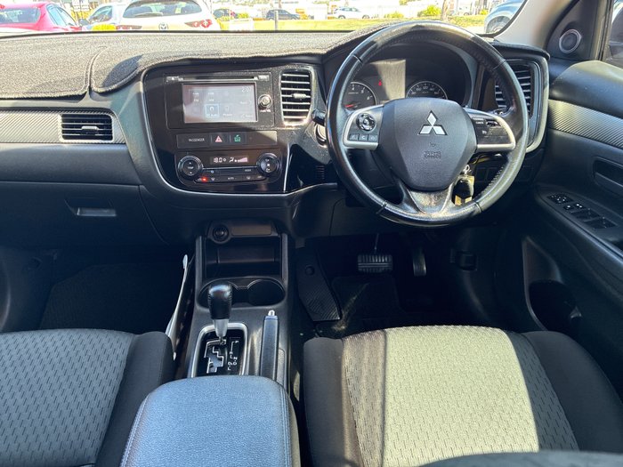 2013 Mitsubishi Outlander ES