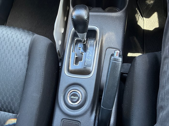 2013 Mitsubishi Outlander ES