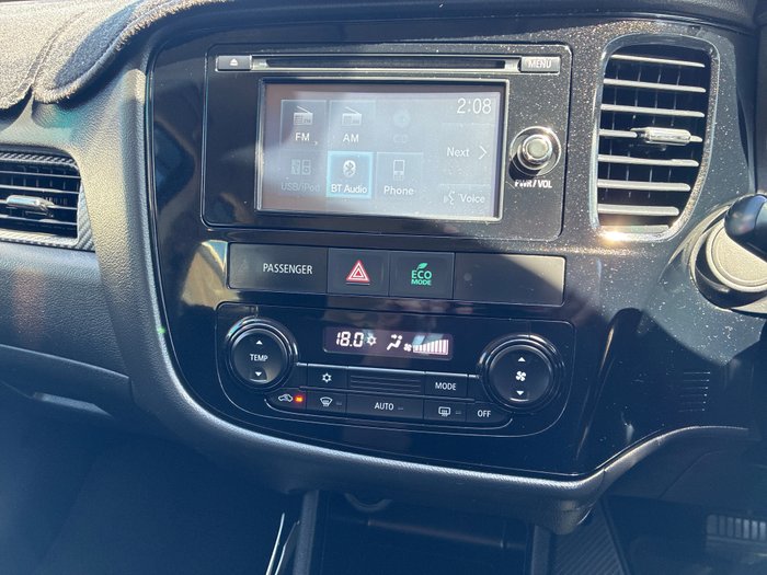 2013 Mitsubishi Outlander ES