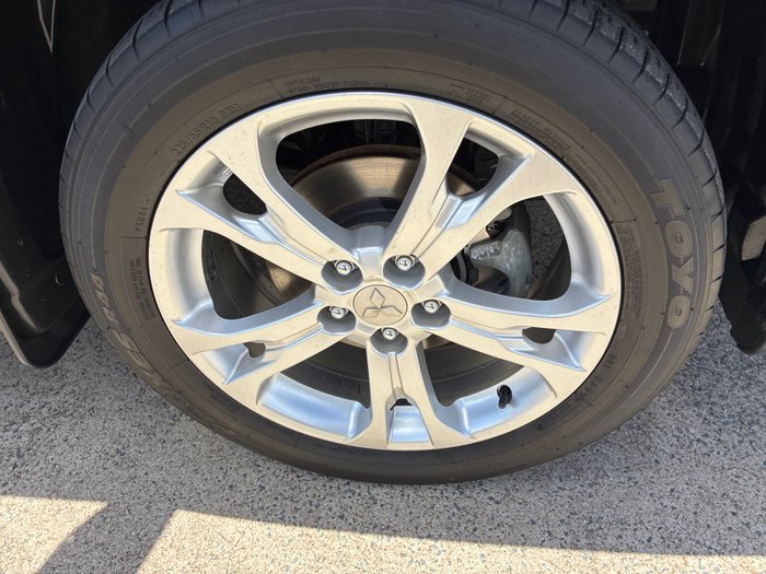 2013 Mitsubishi Outlander ES