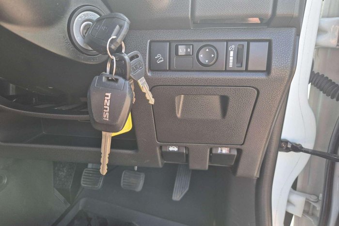 2017 Isuzu D-MAX LS-M MY17 4X4 Dual Range Splash White