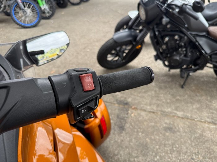 2014 BRP SPYDER RT LTD SE5 ORANGE