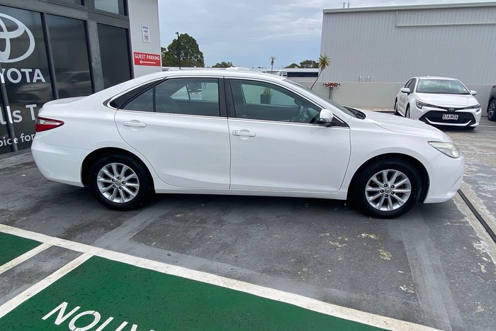 2016 Toyota Camry Altise