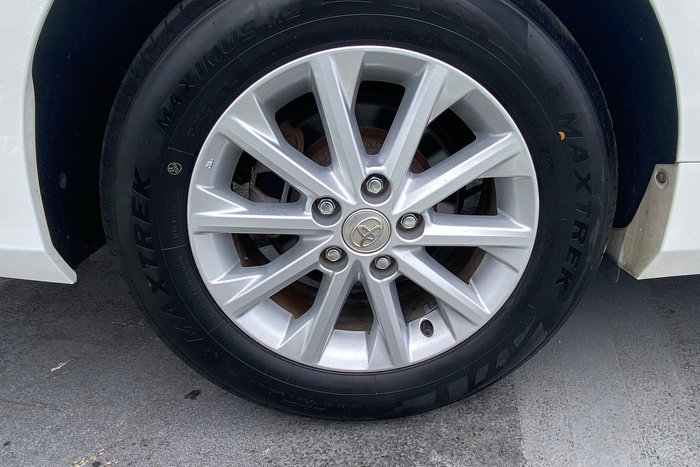 2016 Toyota Camry Altise