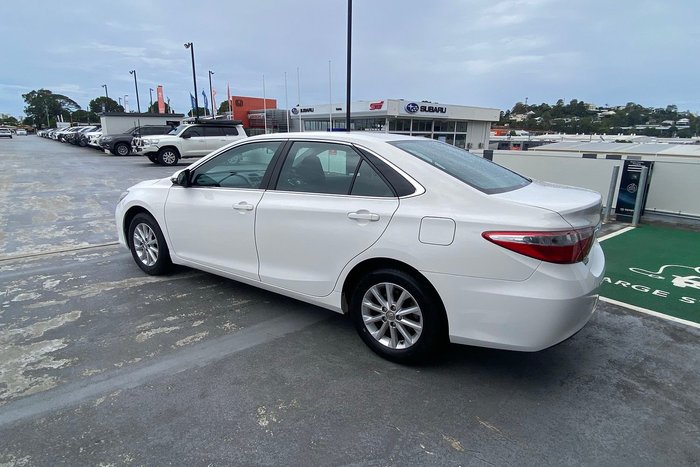 2016 Toyota Camry Altise