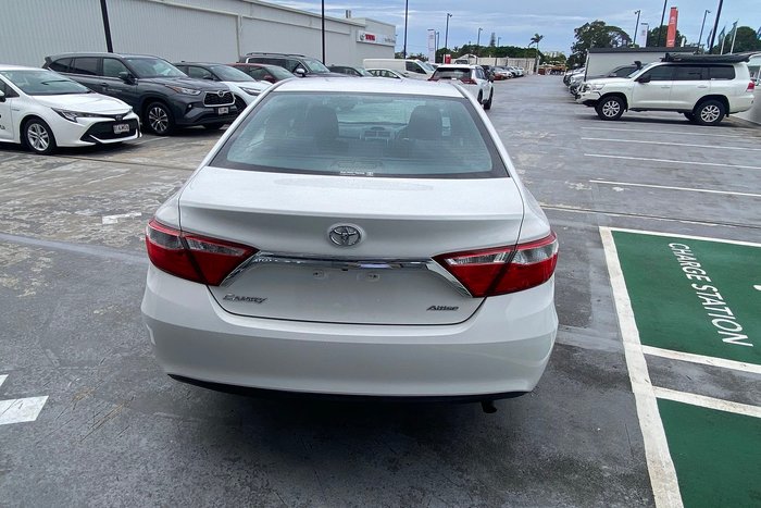 2016 Toyota Camry Altise