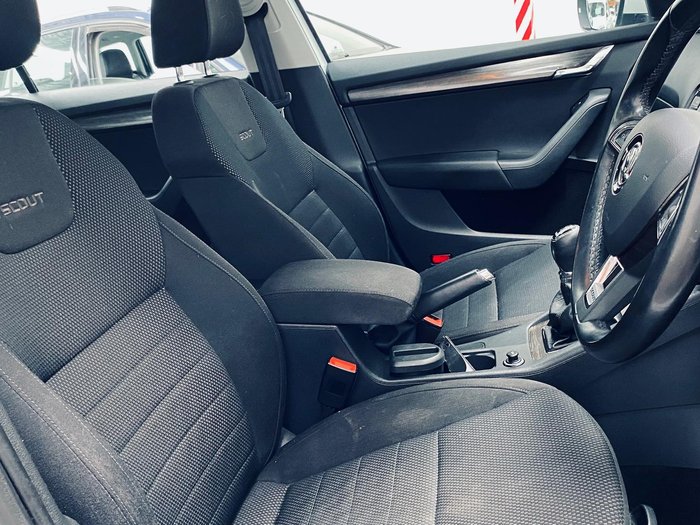 2016 SKODA Octavia Scout 110TDI NE MY17 4X4 White