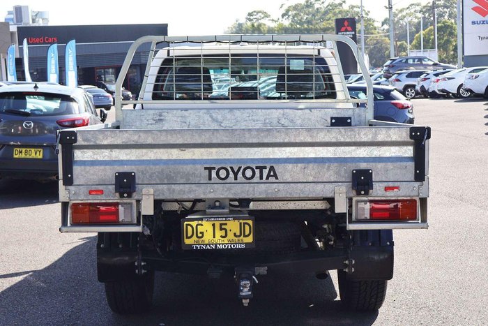 2022 Toyota Hilux SR