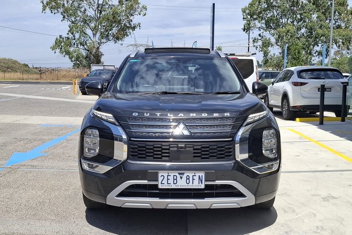 2022 Mitsubishi Outlander Exceed