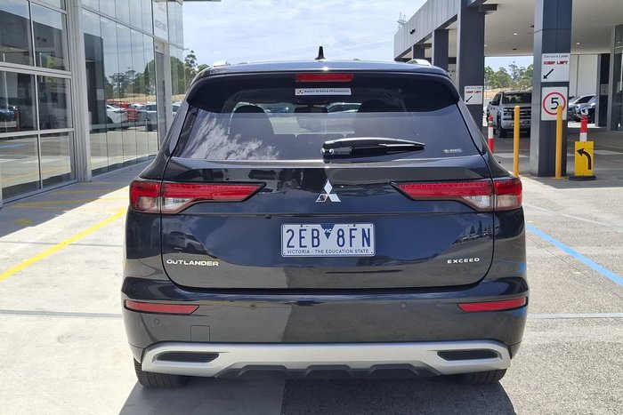 2022 Mitsubishi Outlander Exceed