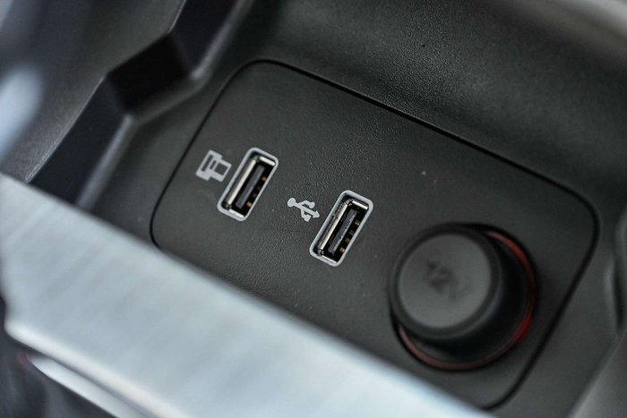 2023 MG HS Essence X