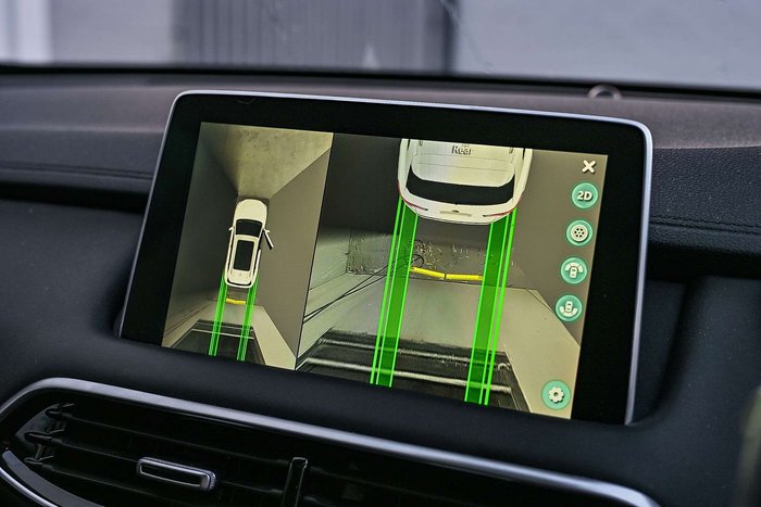 2023 MG HS Essence X