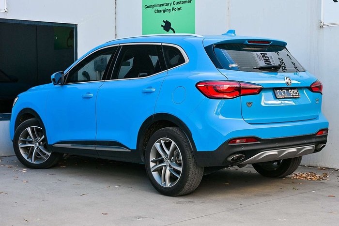 2023 MG HS Essence X