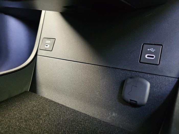 2026 Subaru Solterra AWD Touring E1-1 MY26 AWD White