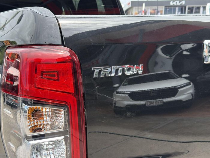 2021 Mitsubishi Triton GLS