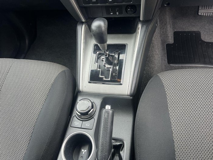 2021 Mitsubishi Triton GLS