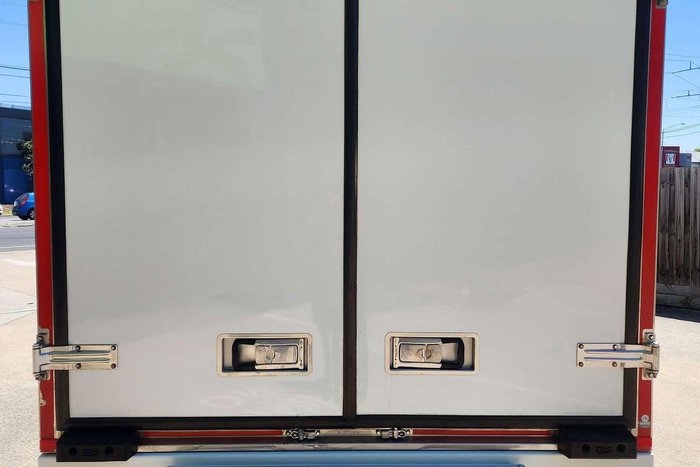 2022 Hino 300 Series 616 White