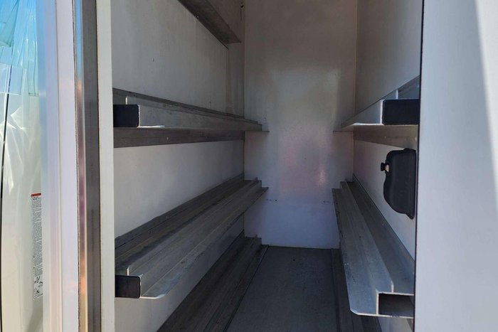 2022 Hino 300 Series 616 White