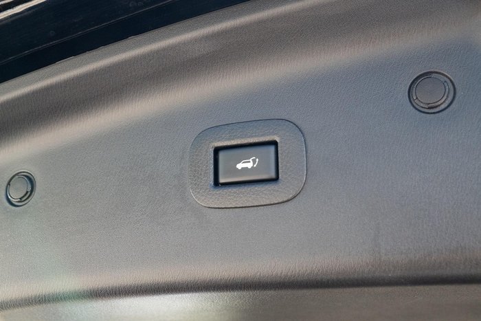 2024 Nissan Patrol Ti-L