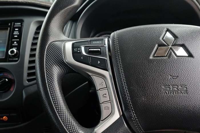 2020 Mitsubishi Triton GLX