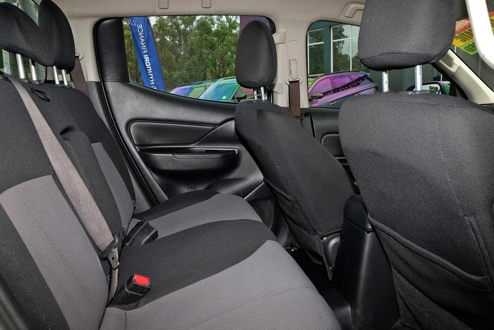 2020 Mitsubishi Triton GLX