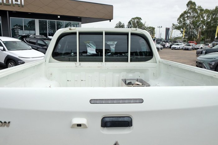 2020 Mitsubishi Triton GLX