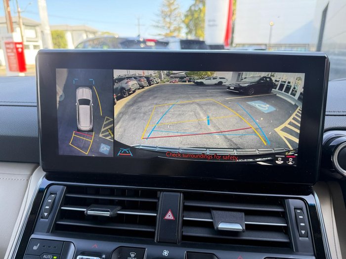 2024 Toyota Landcruiser Sahara