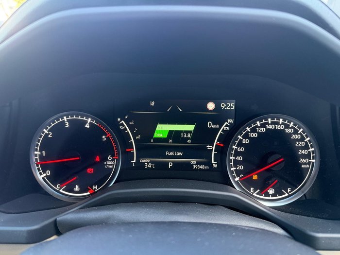 2024 Toyota Landcruiser Sahara