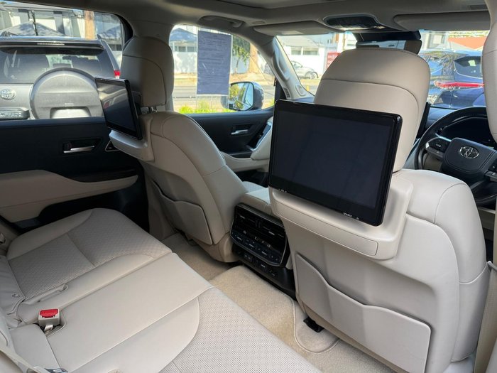 2024 Toyota Landcruiser Sahara