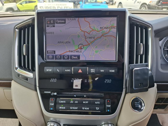 2019 Toyota Landcruiser Sahara VDJ200R 4X4 Dual Range Eclipse Black