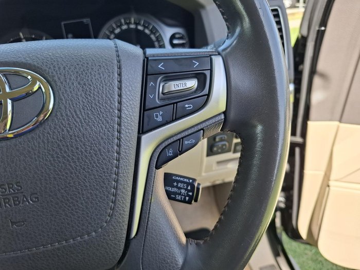 2019 Toyota Landcruiser Sahara VDJ200R 4X4 Dual Range Eclipse Black