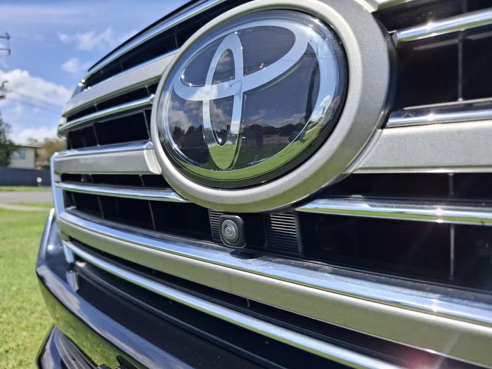 2019 Toyota Landcruiser Sahara VDJ200R 4X4 Dual Range Eclipse Black