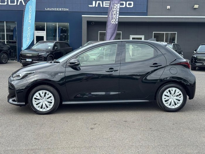 2024 Toyota Yaris Ascent Sport Hybrid