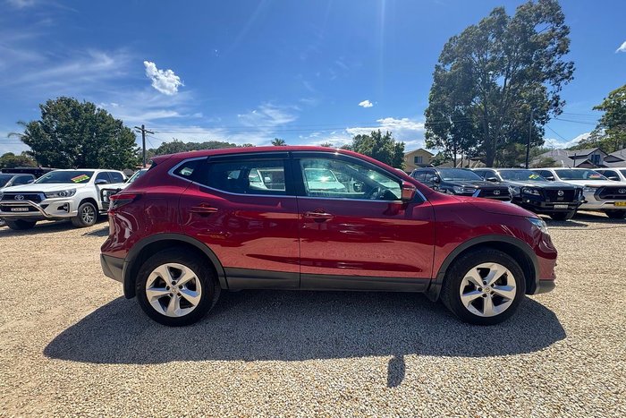 2018 Nissan QASHQAI ST