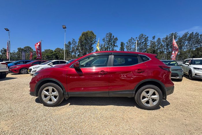 2018 Nissan QASHQAI ST