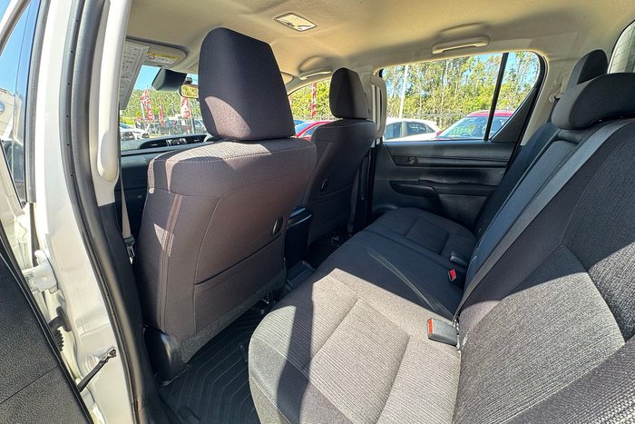 2023 Toyota Hilux SR