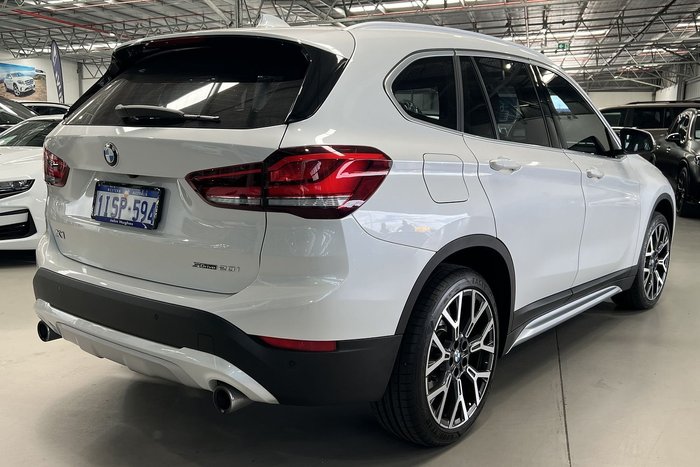 2022 BMW X1 sDrive20i