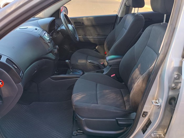 2010 Hyundai i30 SX FD MY10 Continental Silver