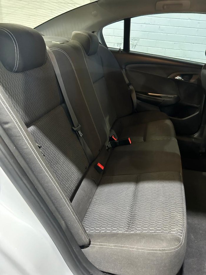 2015 Holden Commodore Evoke VF Series II MY16 Heron White