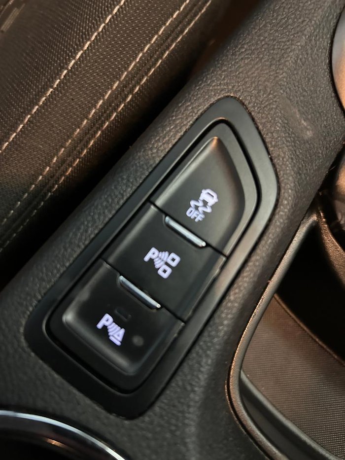 2015 Holden Commodore Evoke VF Series II MY16 Heron White