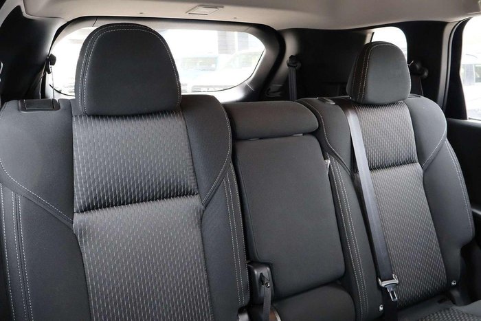 2024 Mitsubishi Outlander ES